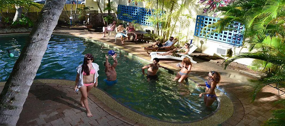 Mad Monkey Village Cairns Australië
